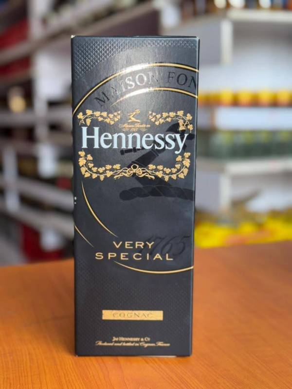 Hennessy Cognac - Image 3