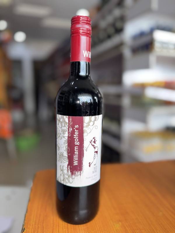 William golfer red wine